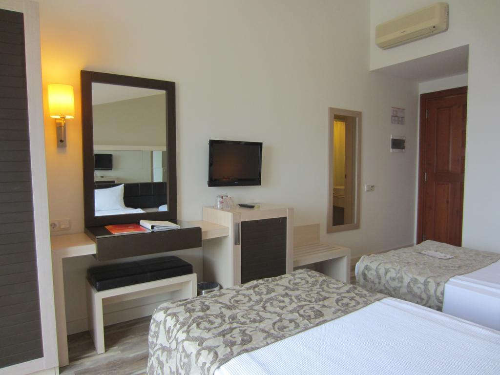 Golden Lotus Hotel Kemer Exterior foto